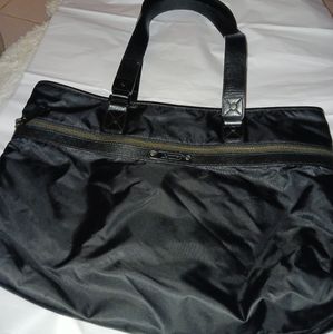 Lesportsac tote.
